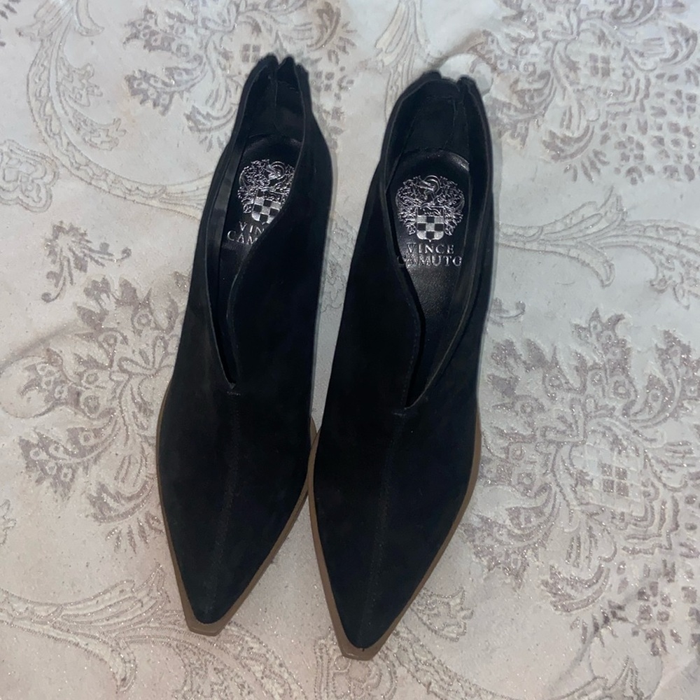 Vince Camuto Women's Black Shoes. New and never worn.